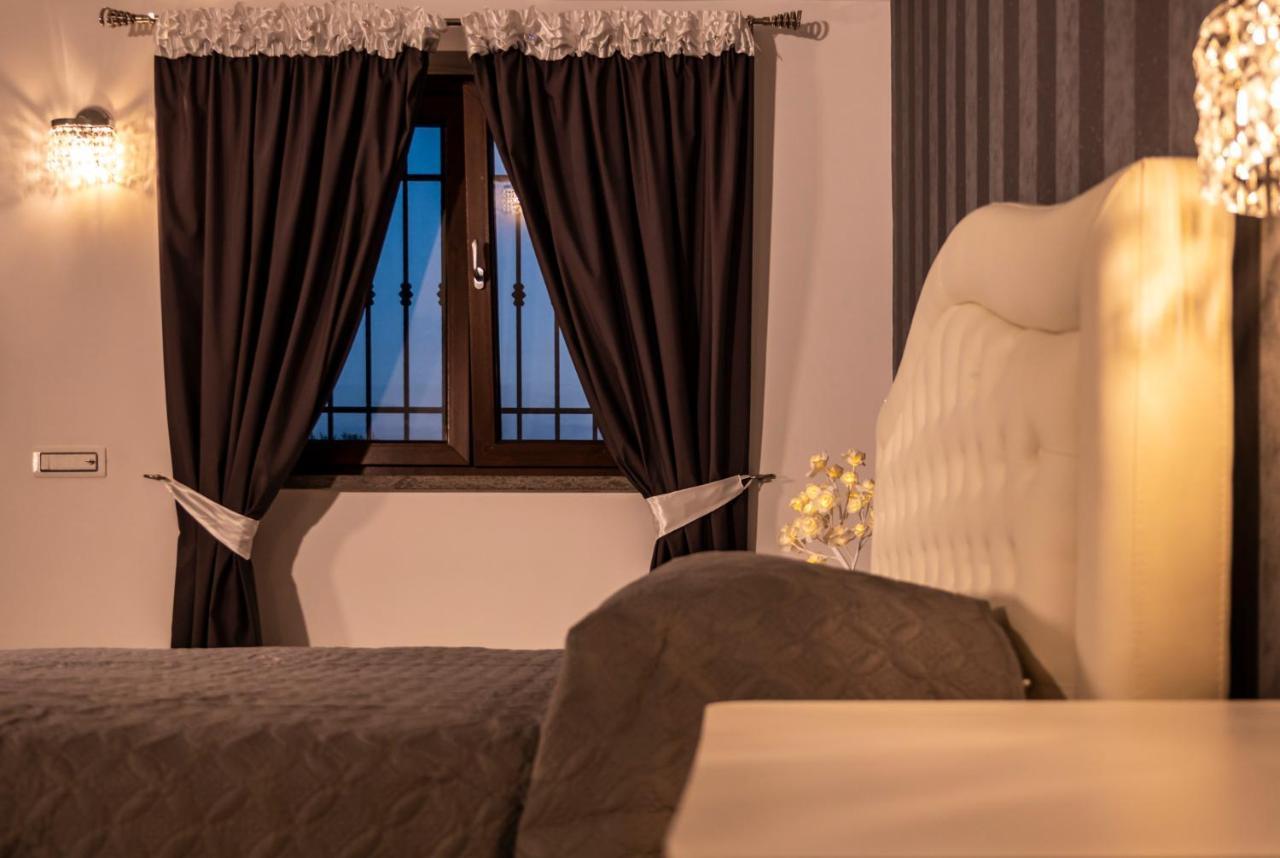 Le Rose Bed and Breakfast Nettuno Eksteriør billede