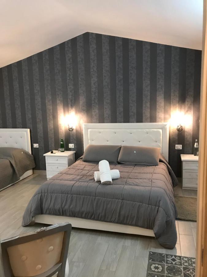 Le Rose Bed and Breakfast Nettuno Eksteriør billede